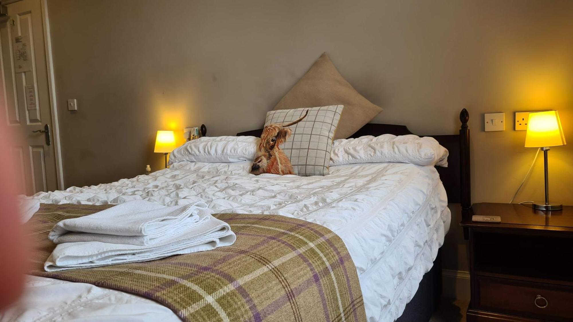 Glenisla Hotel 布莱尔高里 外观 照片